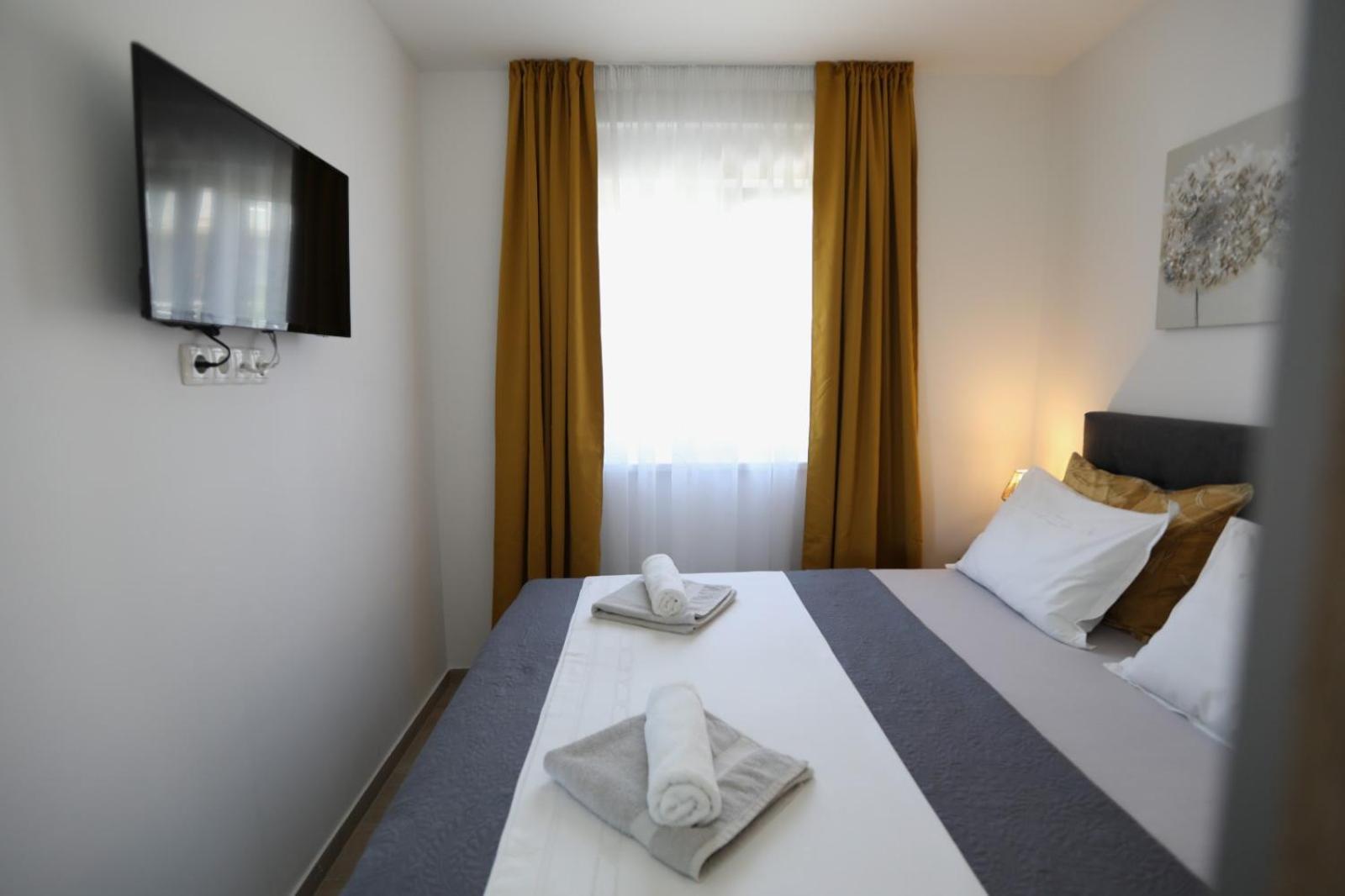 Rosa Mystica Apartment